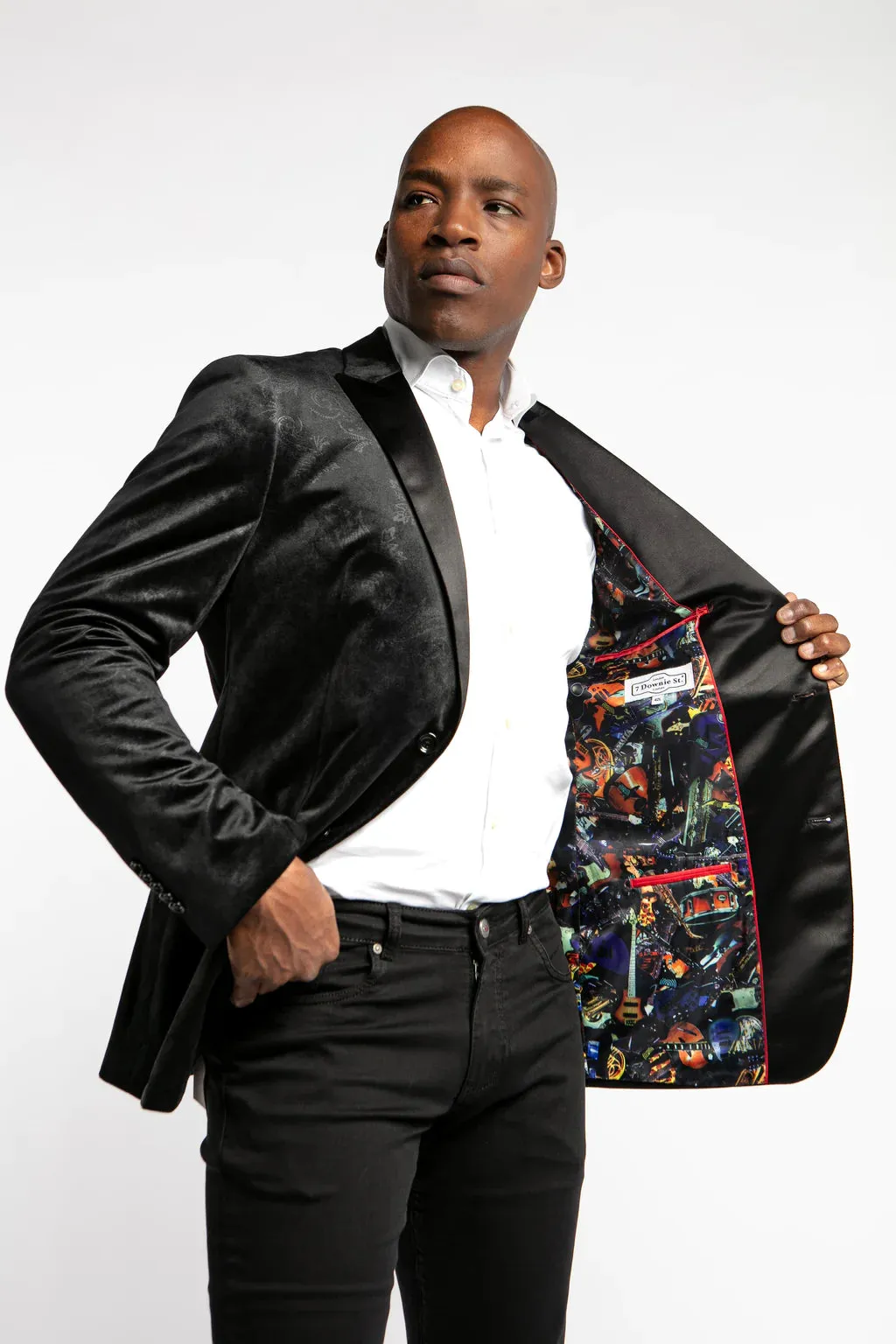 7 Downie St. VALENCIA Black Paisley Dinner Jacket