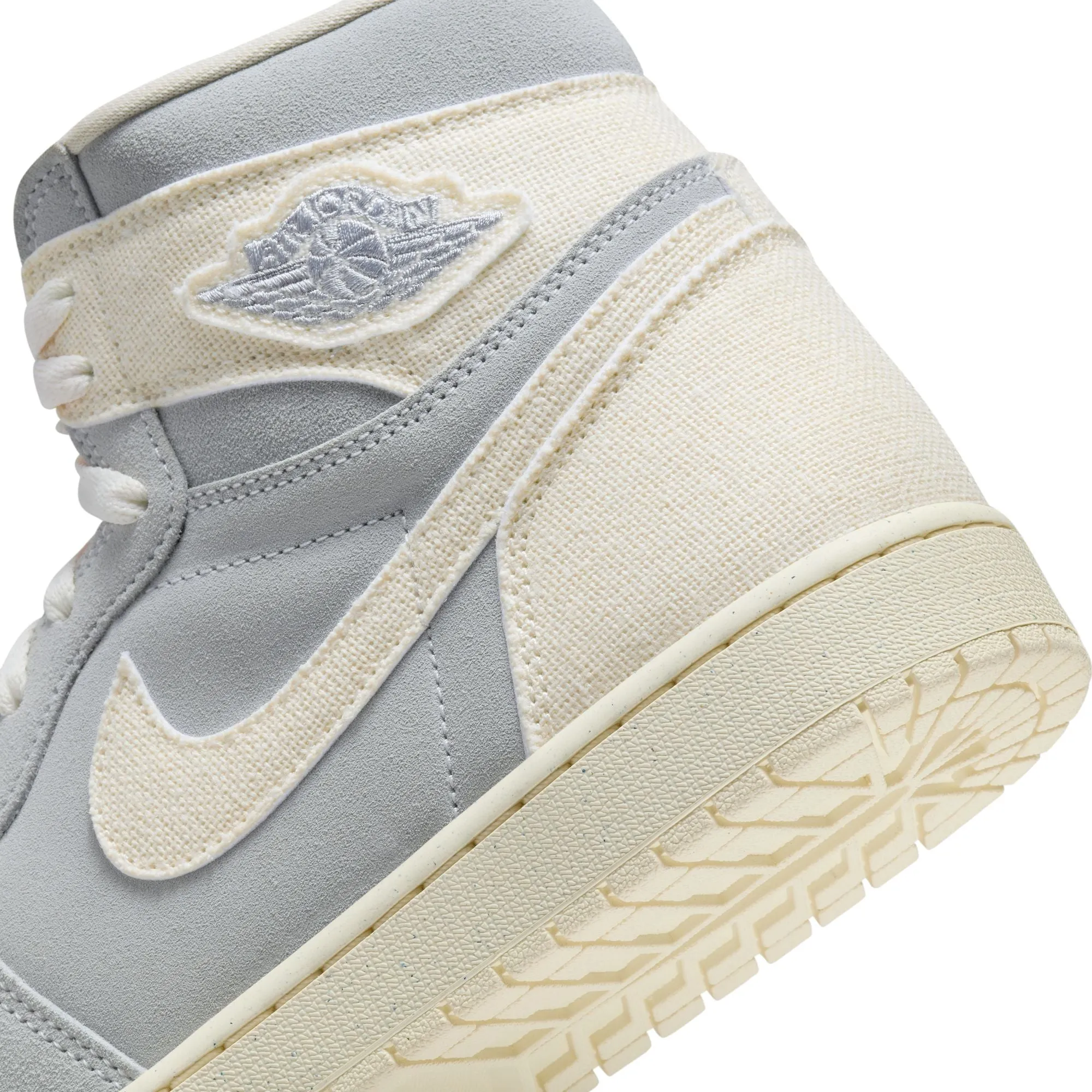 AIR JORDAN 1 RETRO HIGH OG CRAFT "IVORY" - SEA GLASS/PALE IVORY-COCONUT MILK