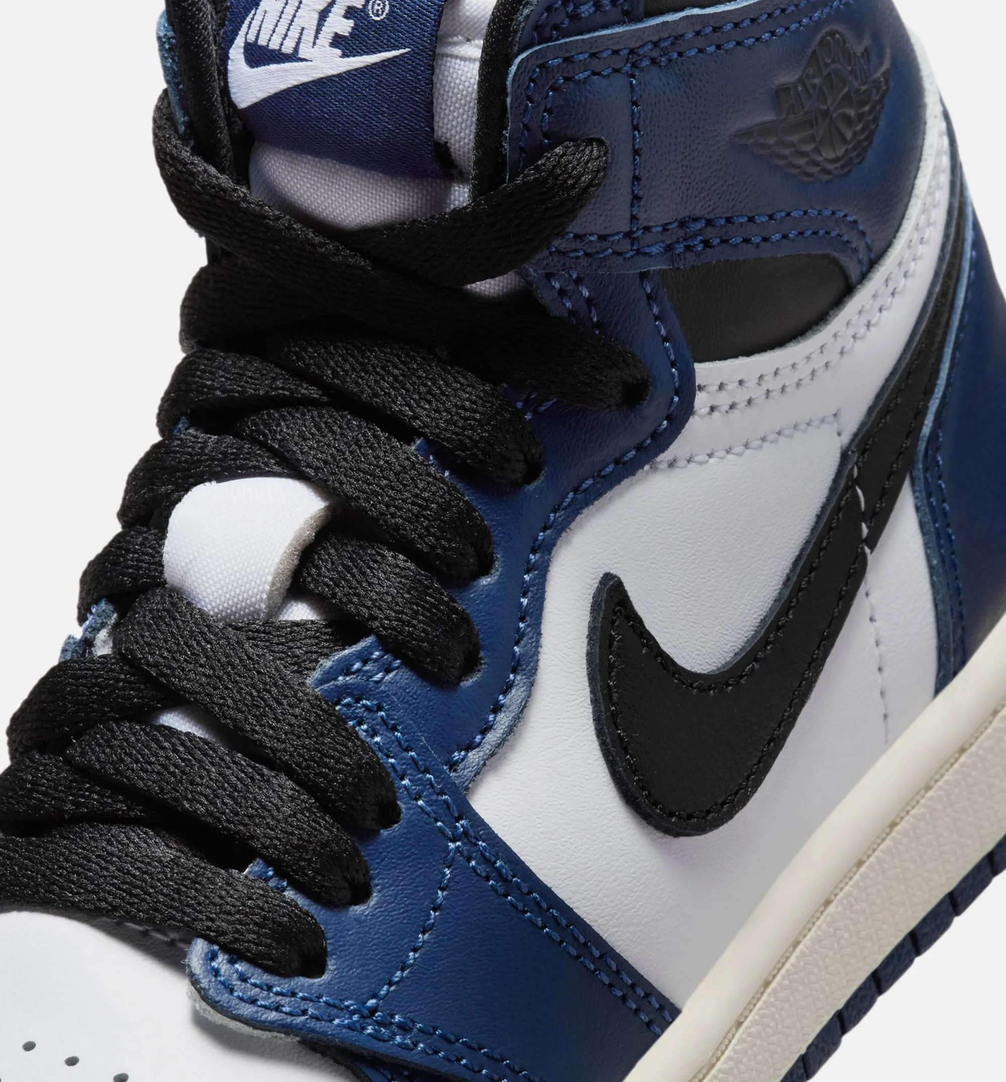 Air Jordan 1 Retro High OG Midnight Navy Preschool Lifestyle Shoe - Midnight Navy/White