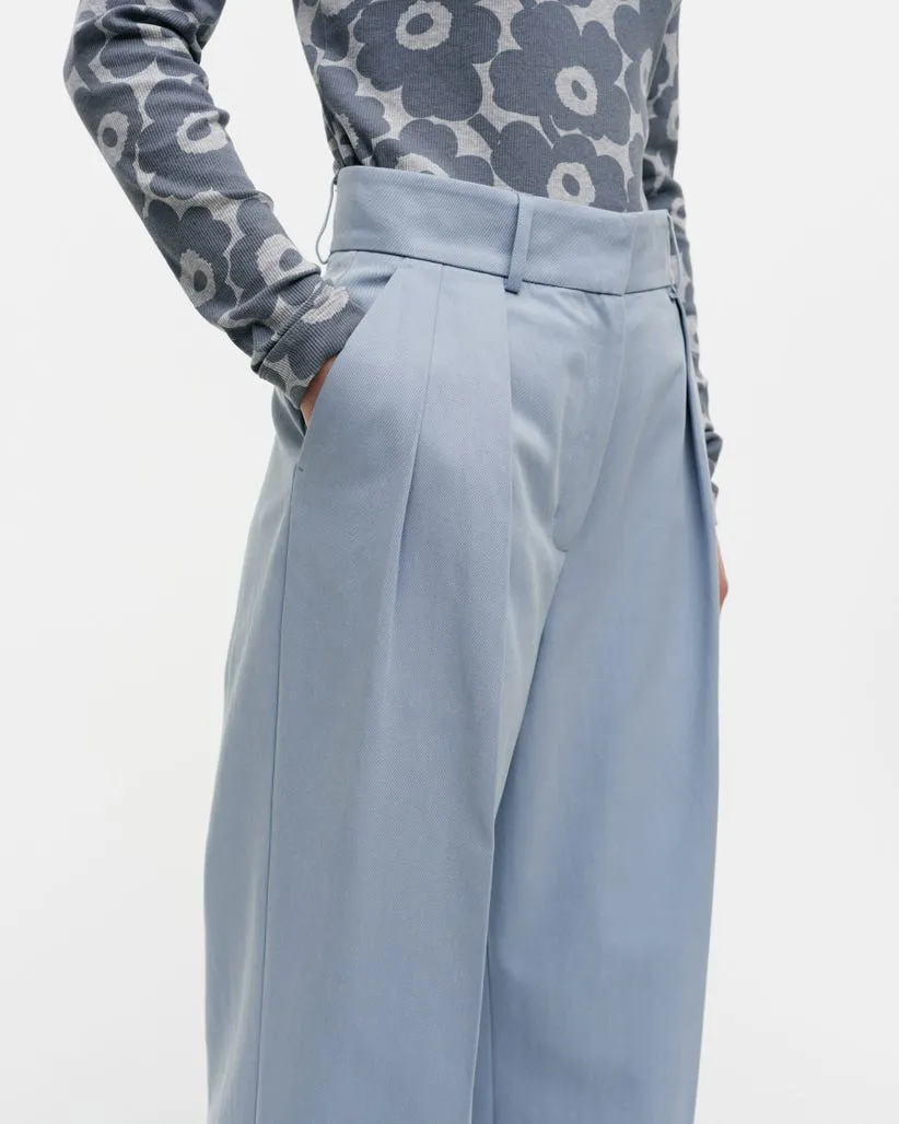 atlantti solid - pleated trousers