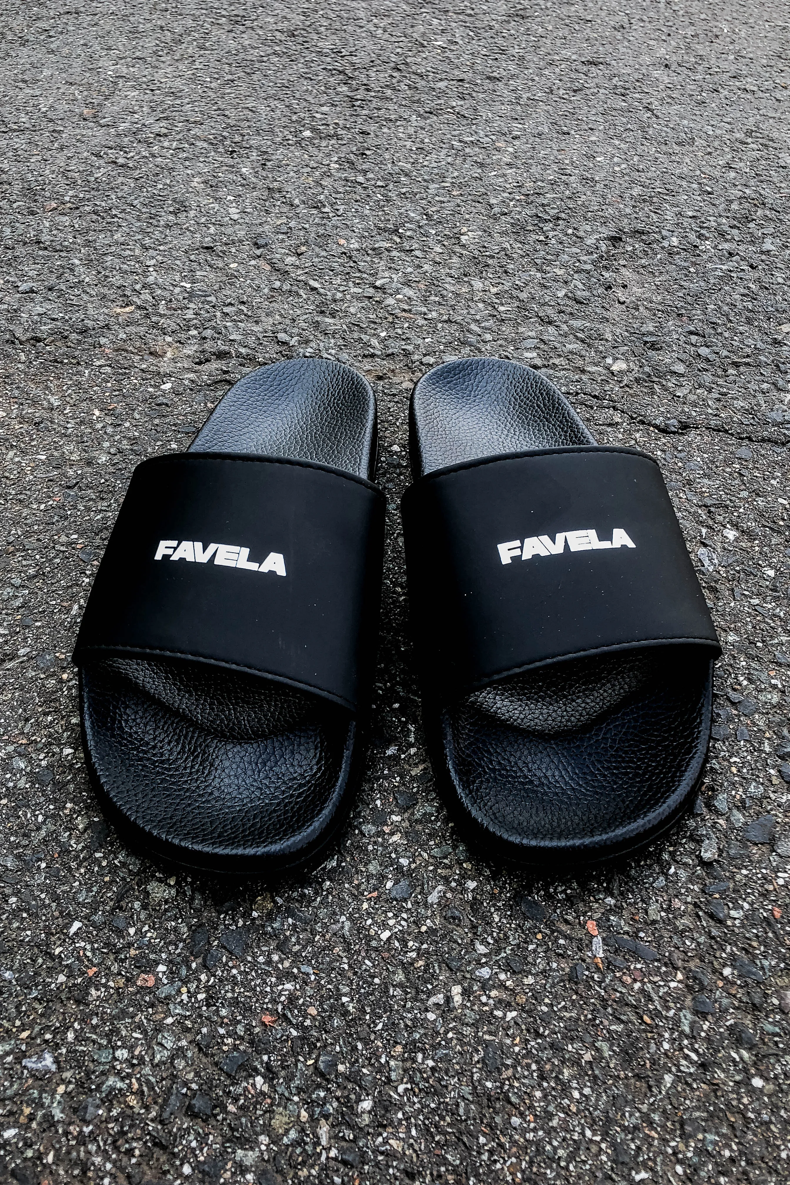 BLACK SLIDES