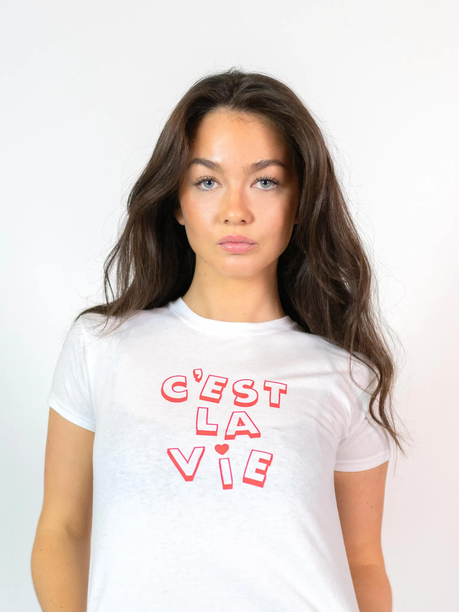 C’EST LA VIE, BABY TEE - HVID