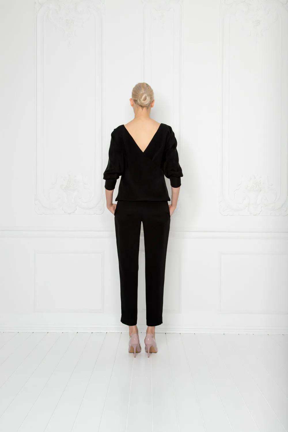 LITTORELLA BLACK SILK JUMPSUIT WITH AN OPEN BACK