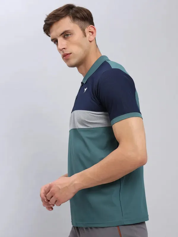 Men Colorblock Slim Fit Polo T-shirt with MATPIQ