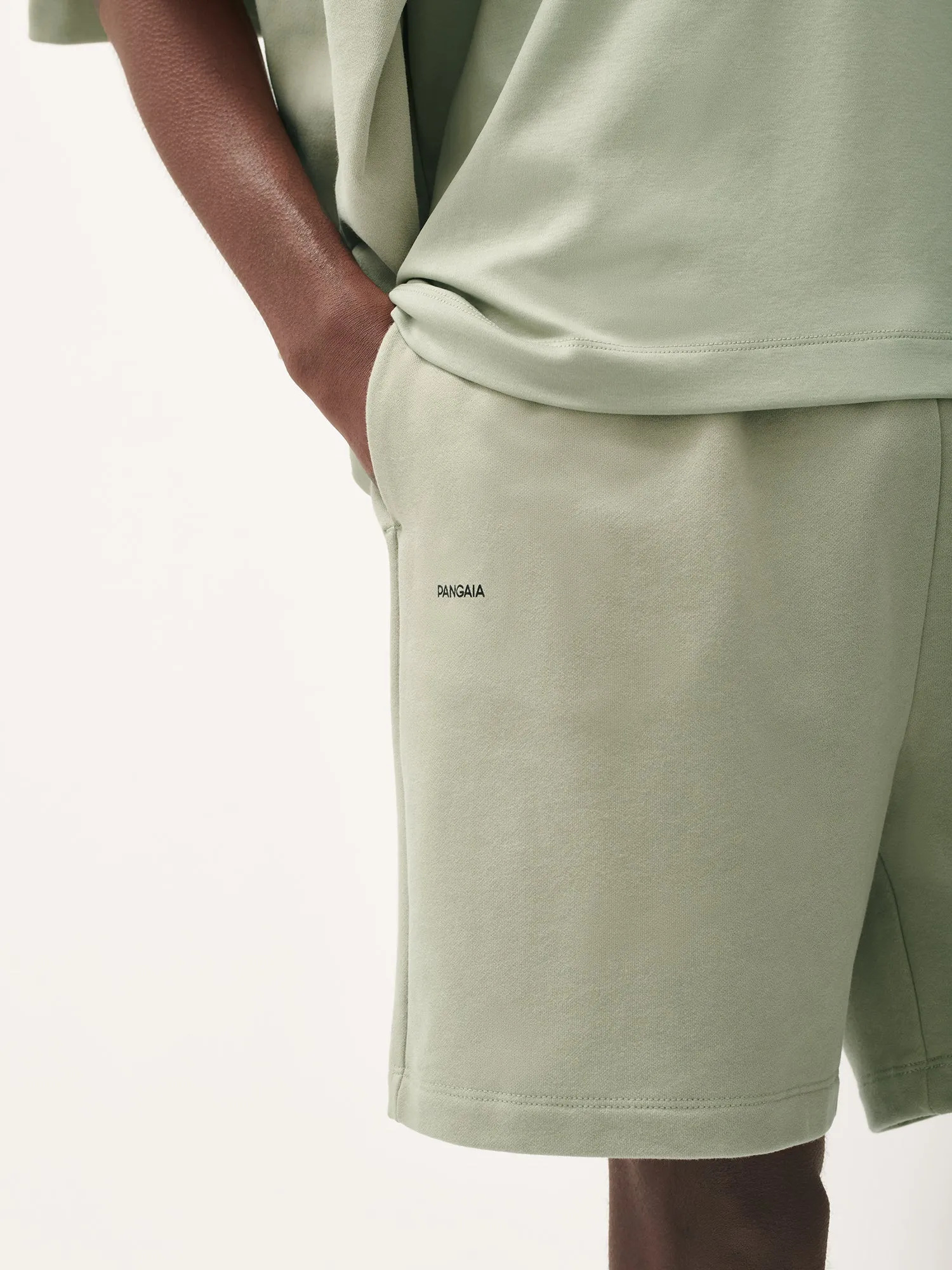 Mens 365 Midweight Mid Length Shorts—moss-green