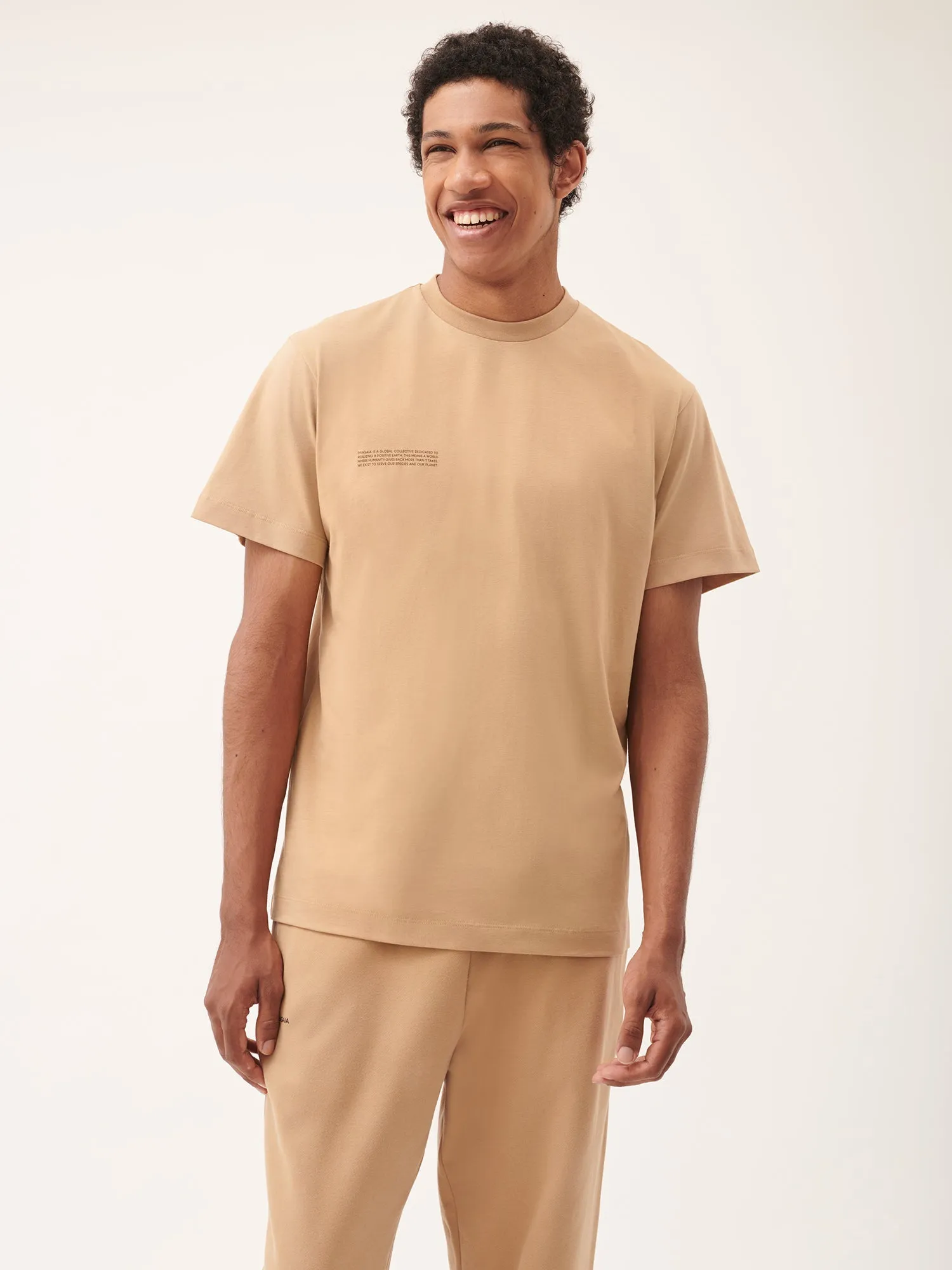 Mens 365 Midweight T-shirt—desert camel