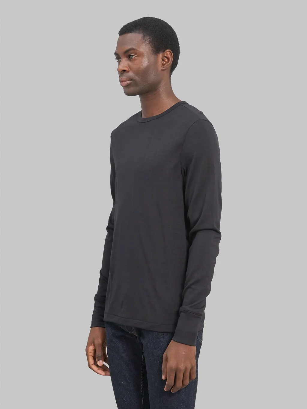 Merz b. Schwanen 2W15LS Pure Merino Wool 6.5oz Long Sleeve Classic Fit T-Shirt Deep Black