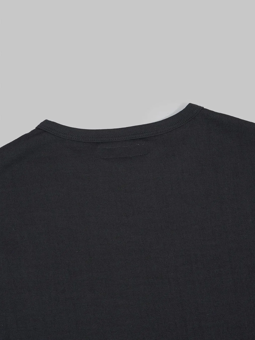 Merz b. Schwanen 2W15LS Pure Merino Wool 6.5oz Long Sleeve Classic Fit T-Shirt Deep Black