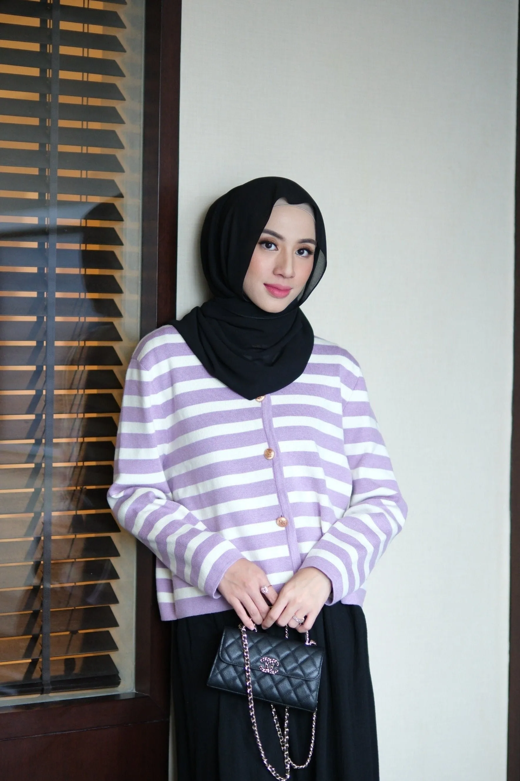 Moo Cardy - Languid - Cardigan Knit Stripe Kancing Wanita KW0502980